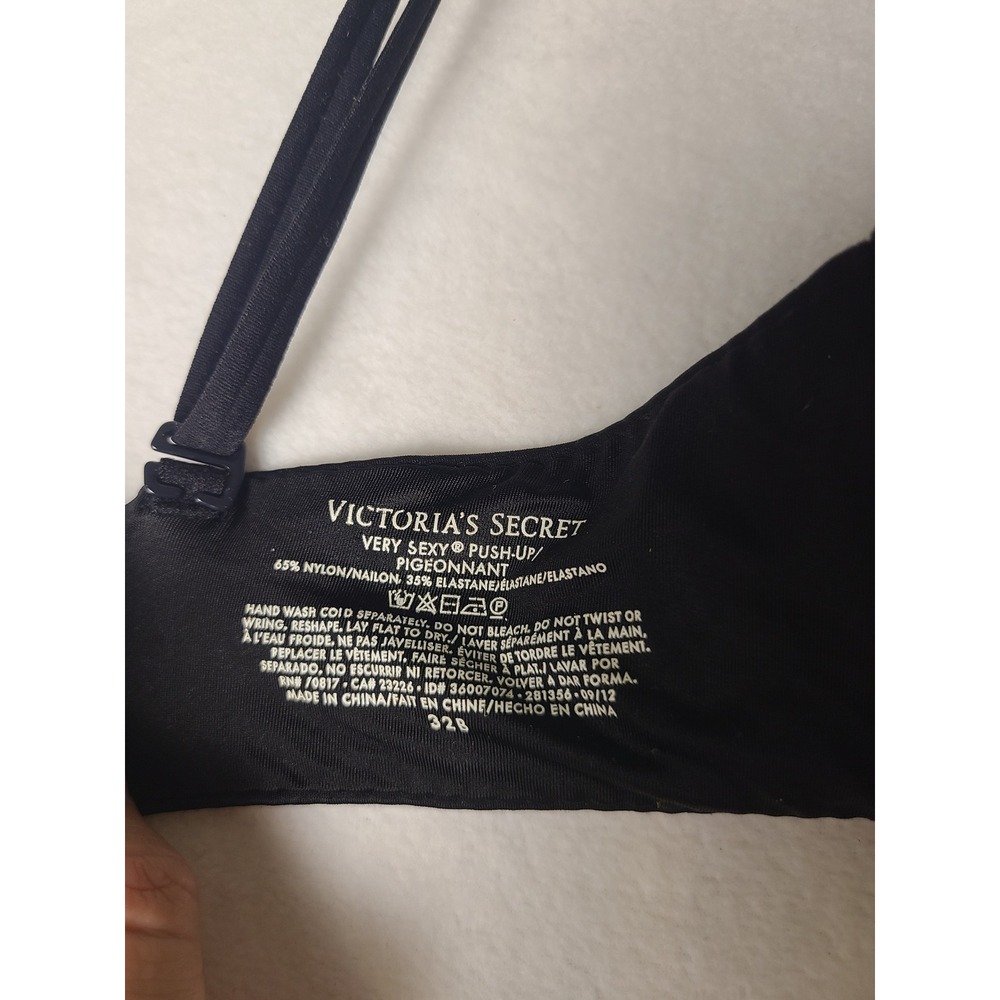 Victoria's Secret Push-Up Bra 32B Black Rhinestone Embellished Very Sexy Glam - Picture 2 of 4